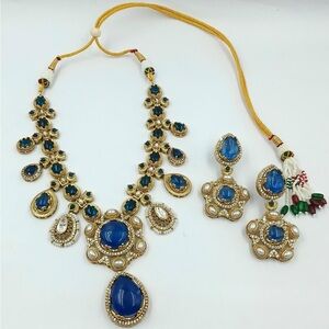 Elegant Blue and Gold Necklace Set